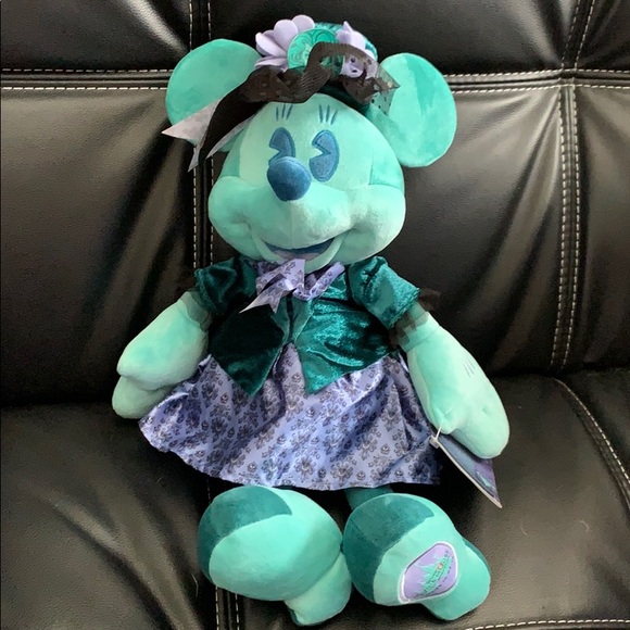 minnie mouse haunted mansion plush